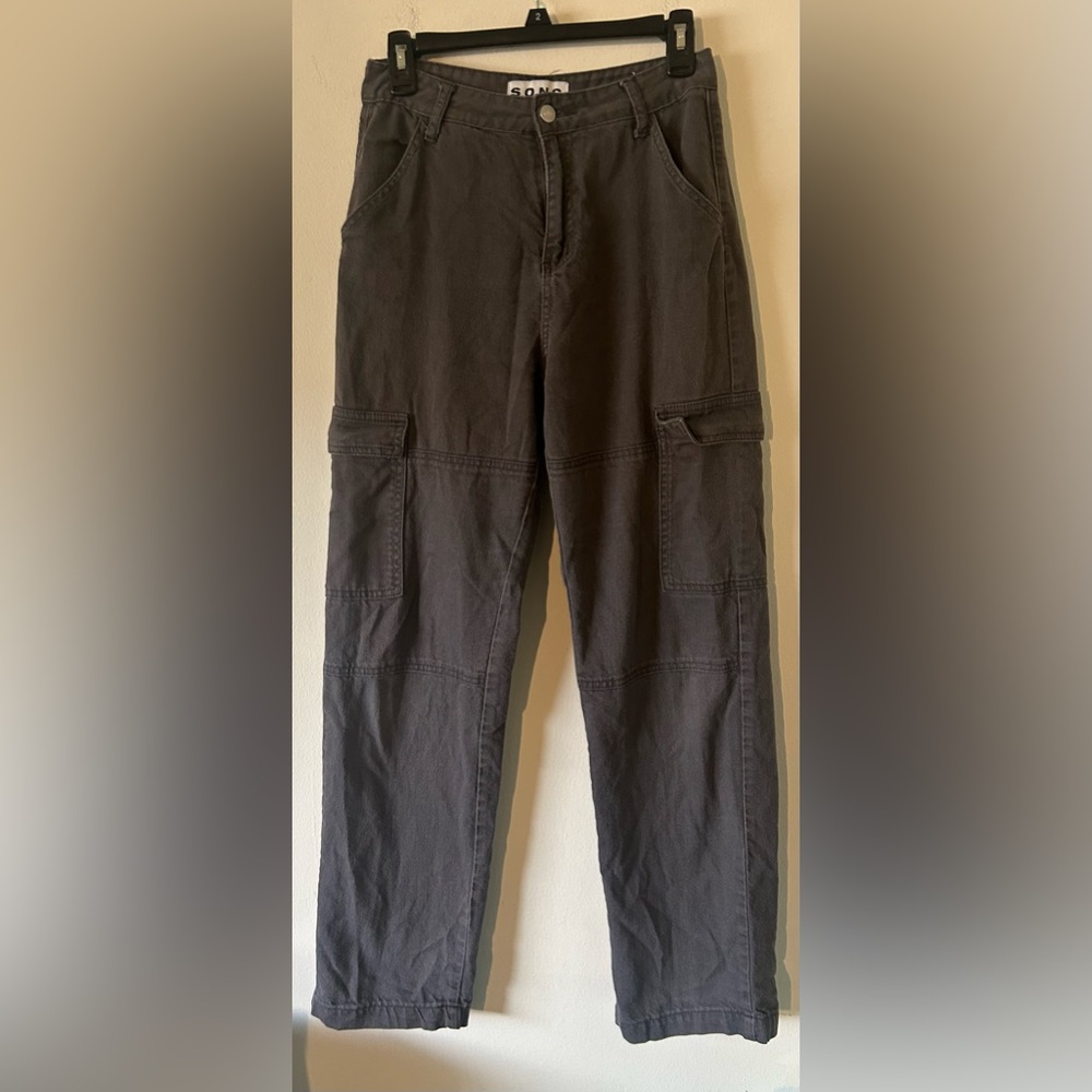 S.O.N.G. Women’s Charcoal Cargo Pants